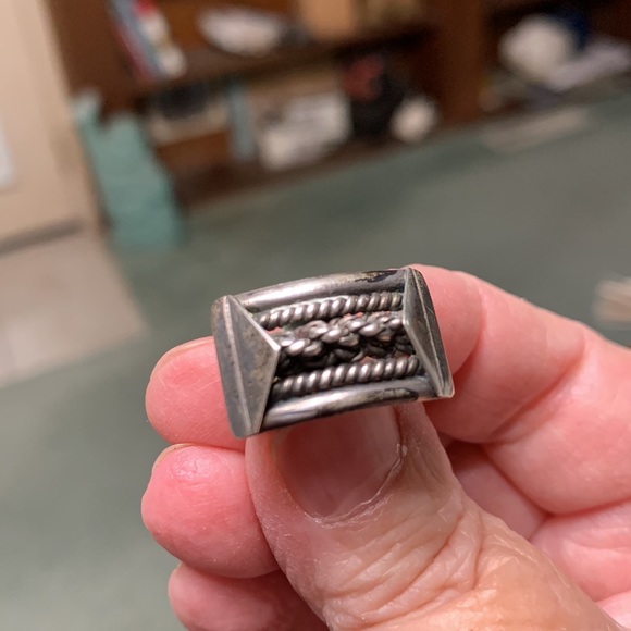 1930s solid silver screwback earrings from Mexico City - Picture 9 of 9